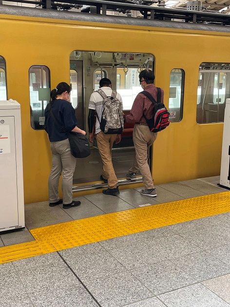 電車の乗り降りの練習